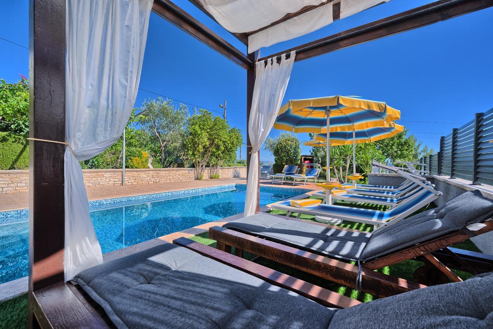 Villa Antea คาชเตลา ภายนอก รูปภาพ